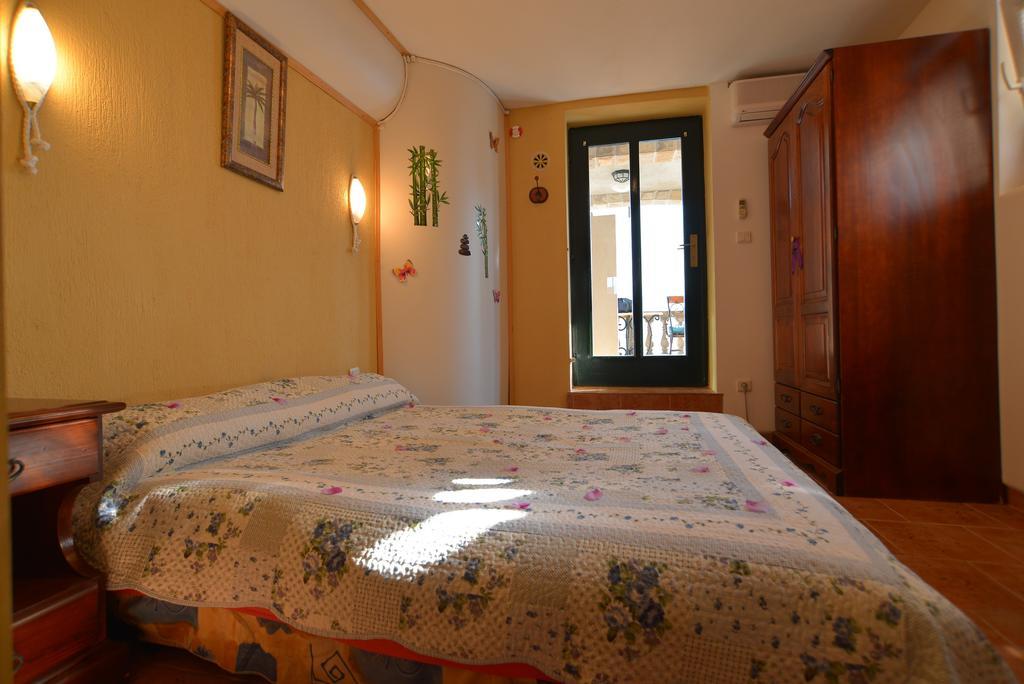 Apartments Palace Mira Mare Tivat Quarto foto